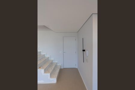 Apartamento para alugar com 115m², 2 quartos e 2 vagas Apartamento para alugar com 115m², 2 quartos e 2 vagasPorta de entrada