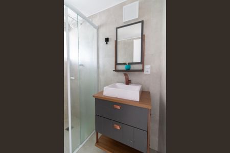 Apartamento à venda com 55m², 2 quartos e 1 vaga Apartamento à venda com 55m², 2 quartos e 1 vagaBanheiro