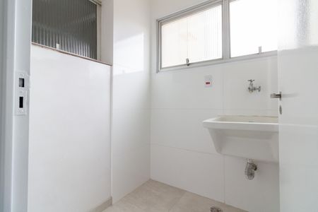 Apartamento à venda com 55m², 2 quartos e 1 vaga Apartamento à venda com 55m², 2 quartos e 1 vagaÁrea de Serviço
