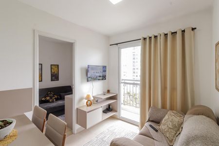 Sala de apartamento para alugar com 2 quartos, 37m² em Indianópolis, São Paulo