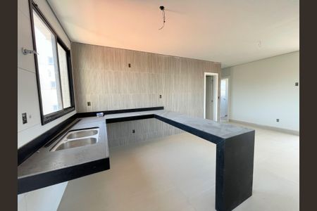 Apartamento à venda com 101m², 4 quartos e 3 vagasCozinha