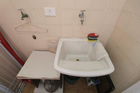 Apartamento para alugar com 80m², 2 quartos e 1 vagaÁrea de Serviço