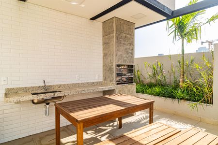 Apartamento para alugar com 41m², 2 quartos e sem vagaÁrea comum - Churrasqueira