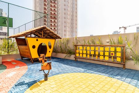 Apartamento para alugar com 41m², 2 quartos e sem vagaÁrea comum - Playground