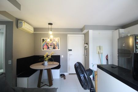 Sala de apartamento para alugar com 2 quartos, 55m² em Anil, Rio de Janeiro