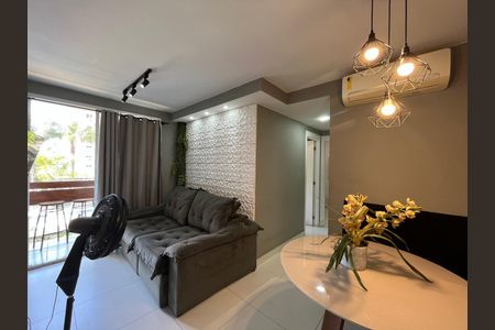 Sala de apartamento para alugar com 2 quartos, 55m² em Anil, Rio de Janeiro