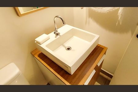 Studio para alugar com 30m², 1 quarto e sem vaga Studio para alugar com 30m², 1 quarto e sem vagaBanheiro
