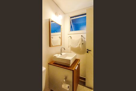 Studio para alugar com 30m², 1 quarto e sem vaga Studio para alugar com 30m², 1 quarto e sem vagaBanheiro