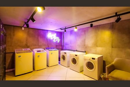 Studio para alugar com 30m², 1 quarto e sem vaga Studio para alugar com 30m², 1 quarto e sem vagaLavanderia