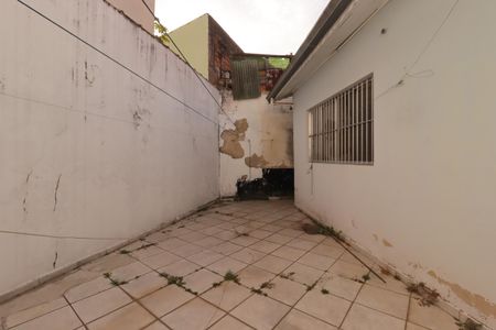 Casa à venda com 302m², 3 quartos e 5 vagasQuintal da Casa dos Fundos