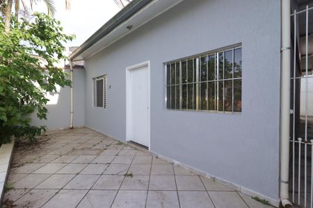 Casa à venda com 302m², 3 quartos e 5 vagasCasa dos Fundos