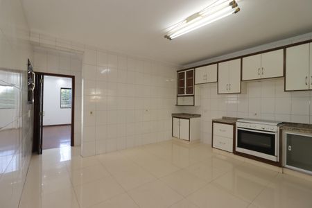 Casa à venda com 302m², 3 quartos e 5 vagasCozinha