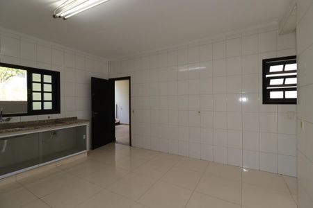 Casa à venda com 302m², 3 quartos e 5 vagasCozinha