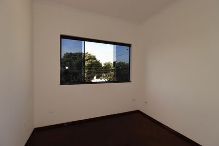 Casa à venda com 302m², 3 quartos e 5 vagasEscritório