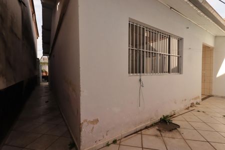 Casa à venda com 302m², 3 quartos e 5 vagasQuintal da Casa dos Fundos