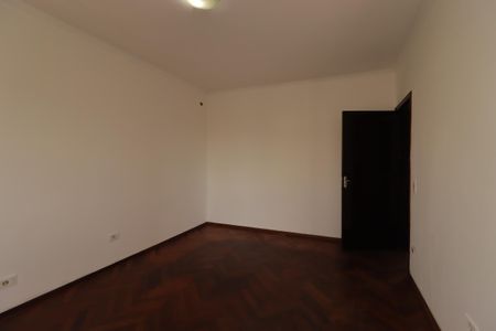 Casa à venda com 302m², 3 quartos e 5 vagasSuíte