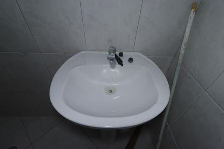 Casa à venda com 302m², 3 quartos e 5 vagasLavabo da Garagem - Pia