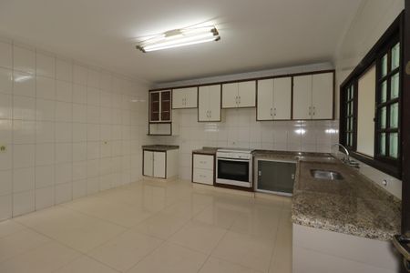 Casa à venda com 302m², 3 quartos e 5 vagasCozinha