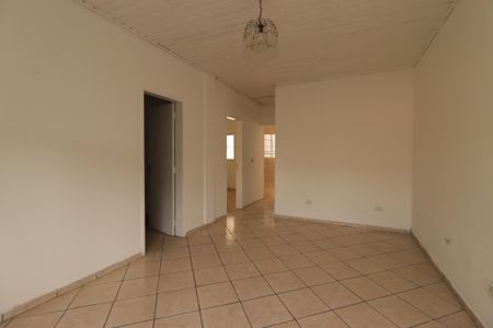 Casa à venda com 302m², 3 quartos e 5 vagasSala da Casa dos Fundos