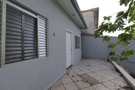 Casa à venda com 302m², 3 quartos e 5 vagasCasa dos Fundos