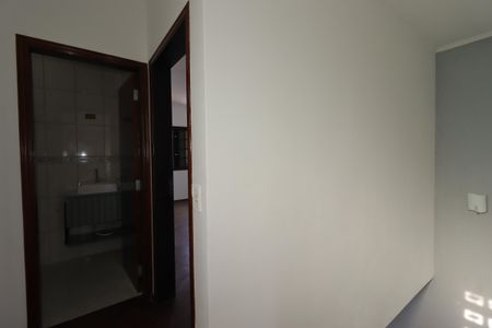 Casa à venda com 302m², 3 quartos e 5 vagasCorredor do segundo piso