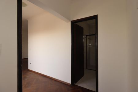 Casa à venda com 302m², 3 quartos e 5 vagasSuíte - Closet