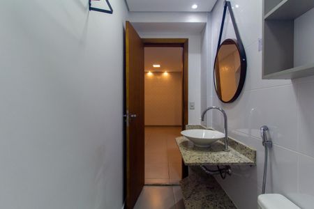 Casa de condomínio para alugar com 46m², 2 quartos e 1 vagaBanheiro Social