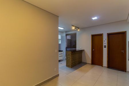 Casa de condomínio para alugar com 46m², 2 quartos e 1 vagaSala/Cozinha