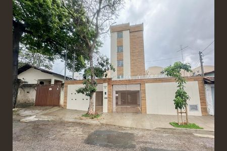 Apartamento à venda com 132m², 2 quartos e 1 vagaFachada