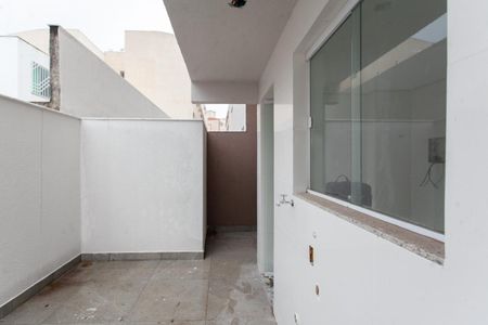 Apartamento à venda com 132m², 2 quartos e 1 vagaÁrea de Serviço