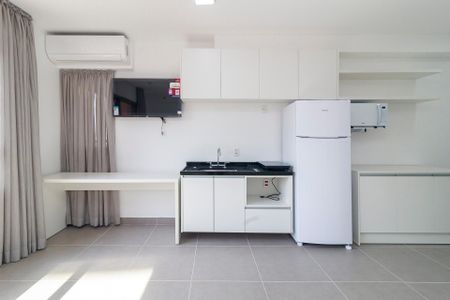 Studio de kitnet/studio para alugar com 0 quarto, 31m² em Santo Amaro, São Paulo