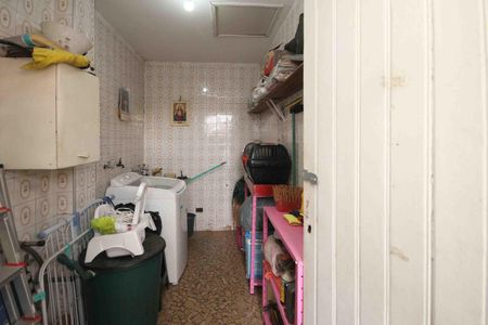 Casa à venda com 240m², 5 quartos e 3 vagasÁrea de serviço casa 02