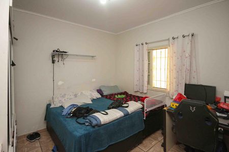 Casa à venda com 240m², 5 quartos e 3 vagasSuite