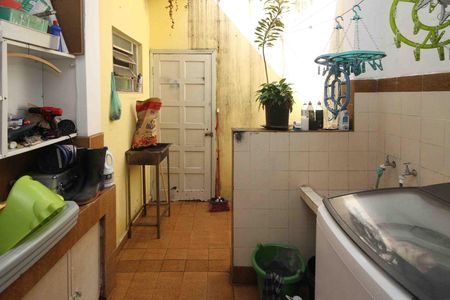 Casa à venda com 240m², 5 quartos e 3 vagasÁrea de Serviço