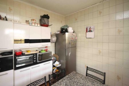 Casa à venda com 240m², 5 quartos e 3 vagasCozinha casa 02