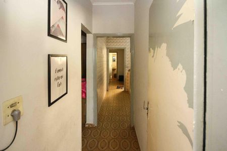 Casa à venda com 240m², 5 quartos e 3 vagasCorredor