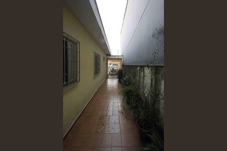 Casa à venda com 240m², 5 quartos e 3 vagasCorredor externo