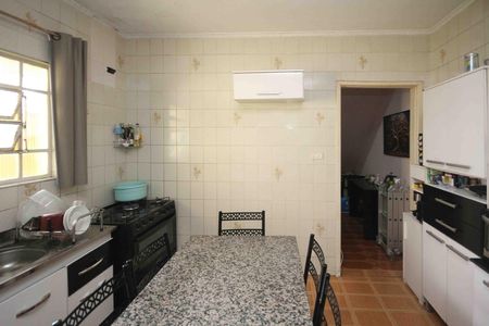 Casa à venda com 240m², 5 quartos e 3 vagasCozinha casa 02