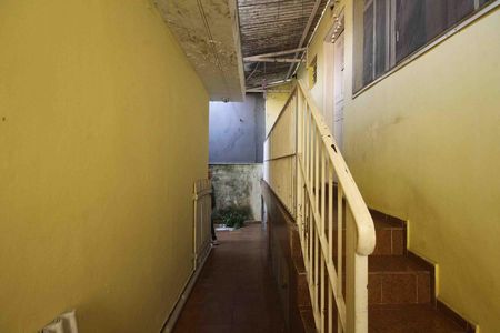 Casa à venda com 240m², 5 quartos e 3 vagasCorredor casa 02