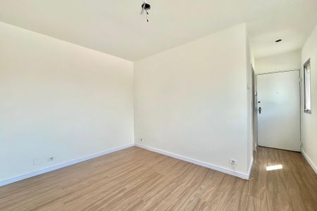 Apartamento à venda com 39m², 1 quarto e 1 vaga Apartamento à venda com 39m², 1 quarto e 1 vagaSala