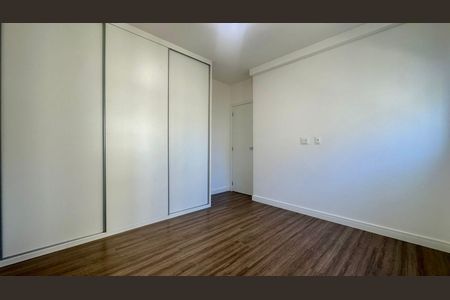 Apartamento à venda com 116m², 3 quartos e 2 vagas Apartamento à venda com 116m², 3 quartos e 2 vagasQuarto 2