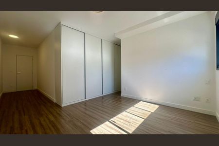Suíte de apartamento para alugar com 3 quartos, 116m² em Funcionários, Belo Horizonte