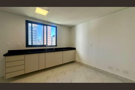 Cozinha  de apartamento para alugar com 3 quartos, 116m² em Funcionários, Belo Horizonte