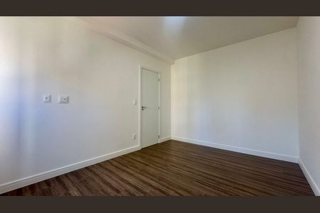 Apartamento à venda com 116m², 3 quartos e 2 vagas Apartamento à venda com 116m², 3 quartos e 2 vagasQuarto 1
