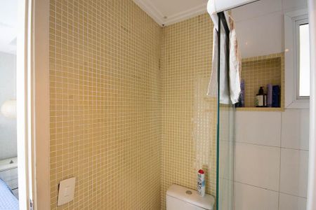 Apartamento à venda com 66m², 3 quartos e sem vaga Apartamento à venda com 66m², 3 quartos e sem vagaBanheiro da Suíte