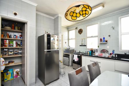 Apartamento à venda com 120m², 2 quartos e 1 vagaCozinha
