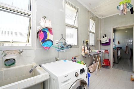 Apartamento à venda com 120m², 2 quartos e 1 vagaÁrea de serviço