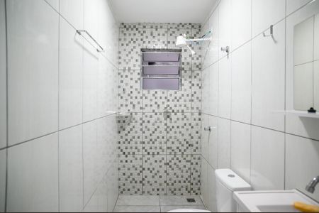 Casa para alugar com 40m², 1 quarto e sem vaga Casa para alugar com 40m², 1 quarto e sem vagaBanheiro