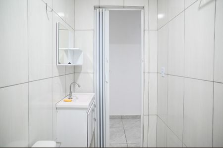 Casa para alugar com 40m², 1 quarto e sem vaga Casa para alugar com 40m², 1 quarto e sem vagaBanheiro