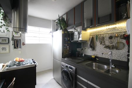 Cozinha de apartamento à venda com 1 quarto, 45m² em Vila Olímpia, São Paulo